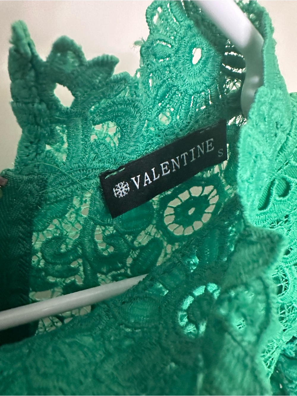 Green Floral Lace Ruffle Sleeve Blouse - Picture 3 of 3